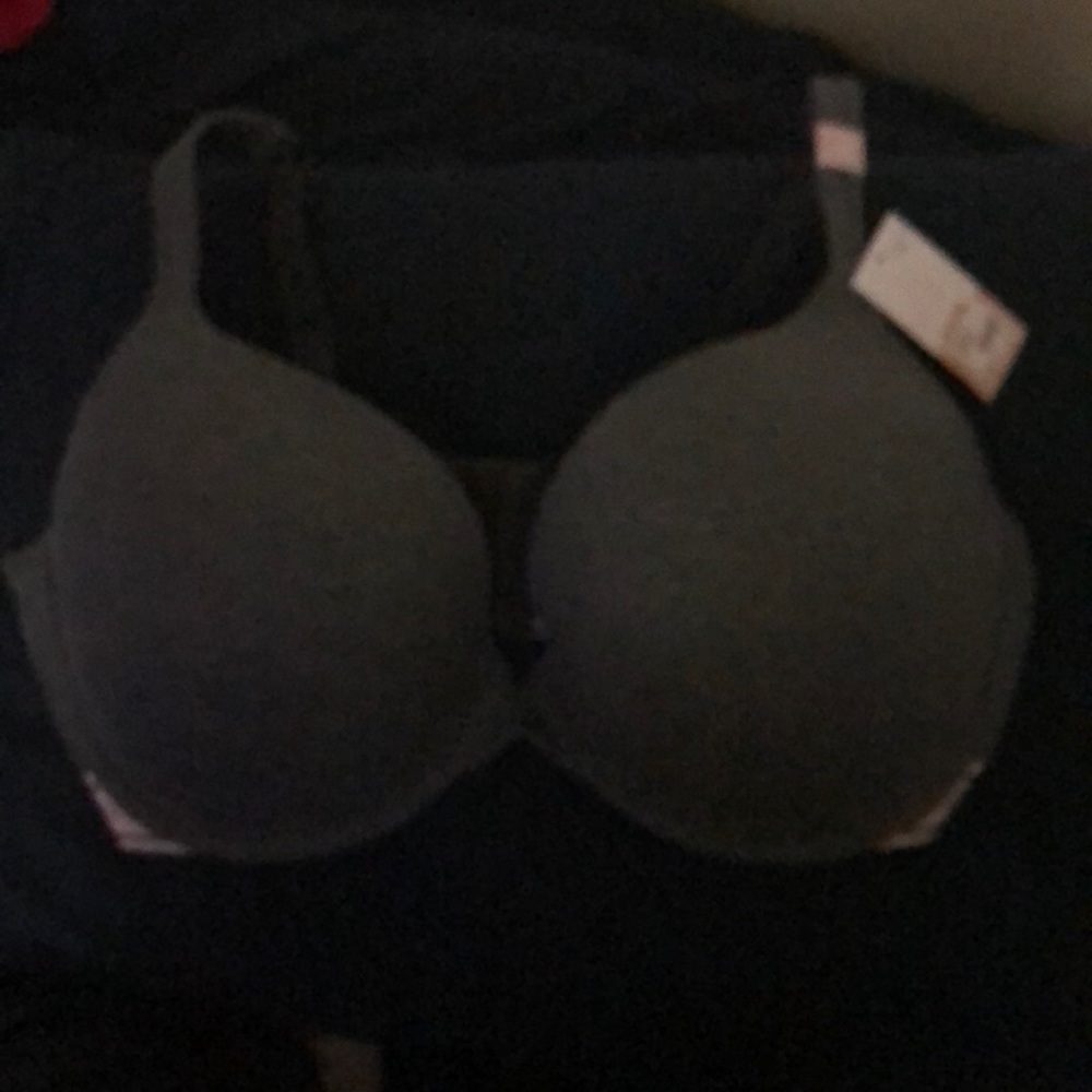 BRA Cacique boost plunge grey/Lt pink 42F NEW